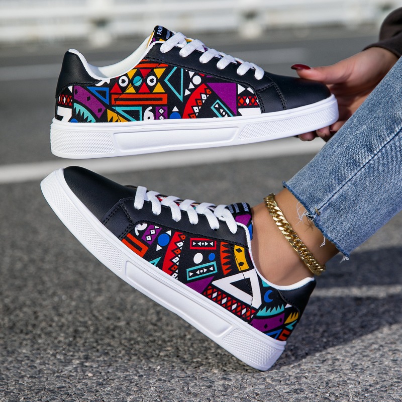 Skateboard - ​ ​ Sepatu MAEDEF untuk Wanita