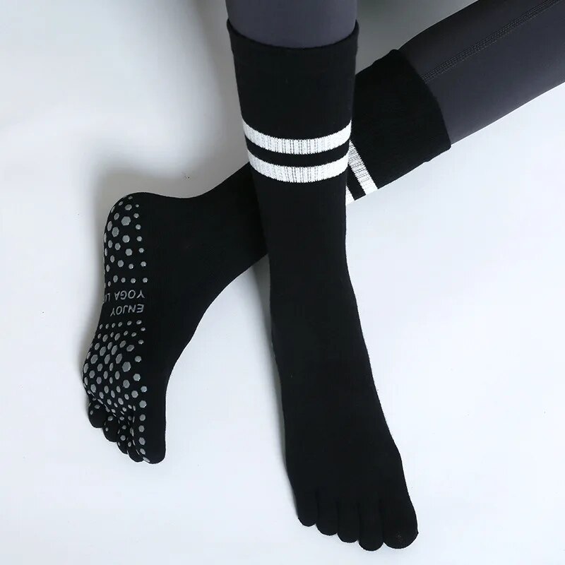 Kaus kaki Yoga wanita antilemb - Yoga Mat ulasan dan harga